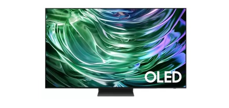 تجربة سينما منزلية لا تُنسى مع تلفزيون سامسونج OLED 83 بوصة