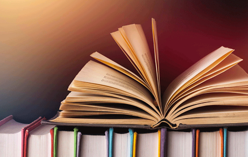 رحلة في عوالم الكتب: اكتشف أفضل الروايات الملهمة رحلة في عوالم الكتب: اكتشف أفضل الروايات الملهمة